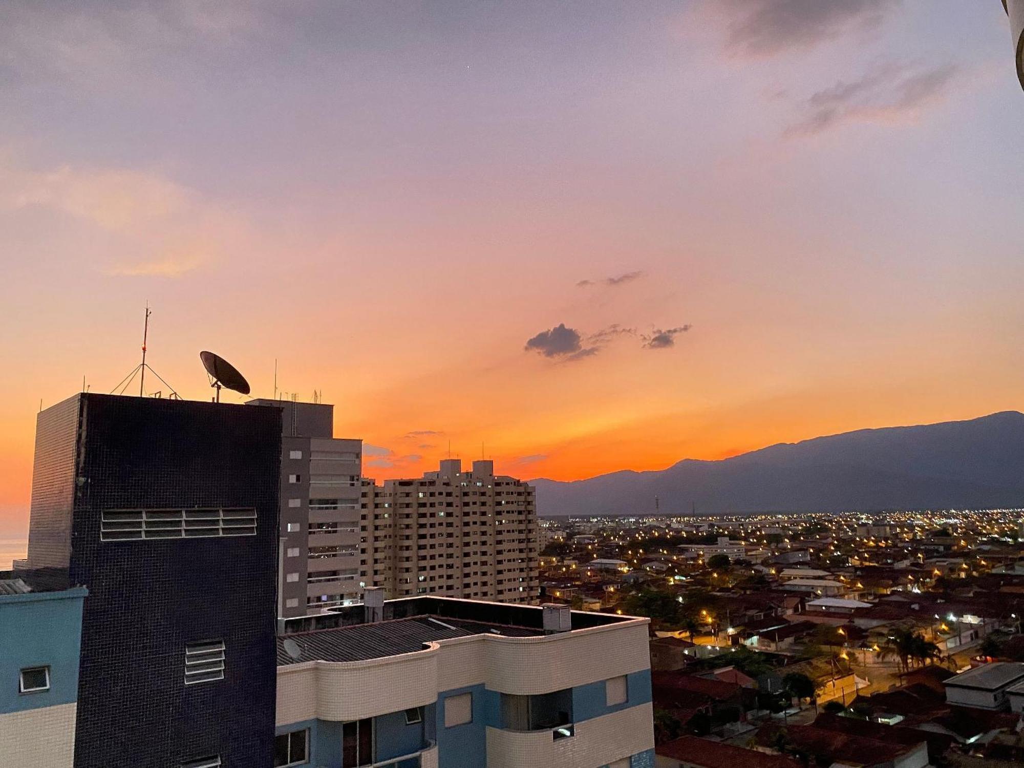 Pe Na Areia Praia Do Maracana Прая-Гранди Экстерьер фото